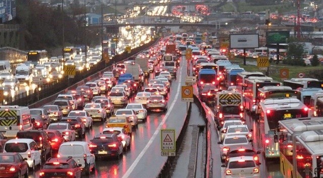 İstanbul’da trafik yoğunluğu, yüzde 71 seviyesinde