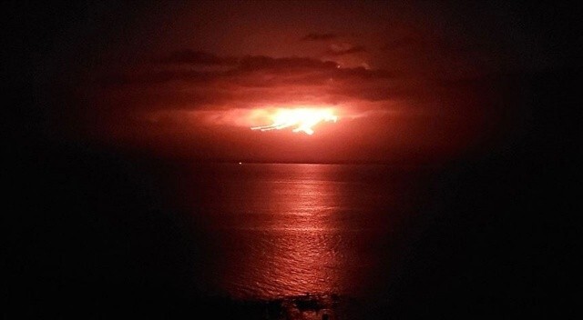 Kanarya Adaları&#039;ndaki yanardağ patlamaları denize ulaştı!