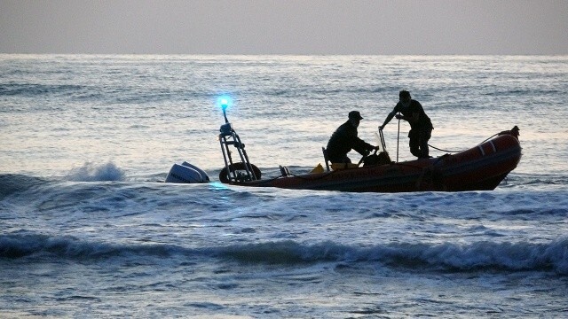 Karadeniz&#039;de dev dalgalar bir genci yuttu, arkadaşı son kurtarıldı