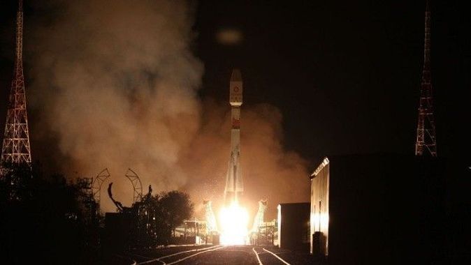 Rusya, OneWeb’in 34 yeni uydusunu uzaya fırlattı