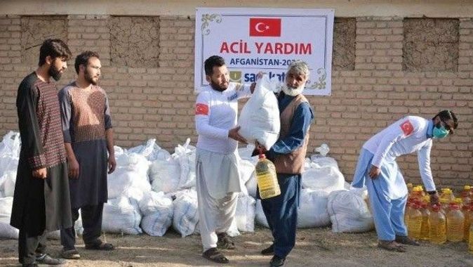 Türkiye’den Afganistan’a gıda yardımı
