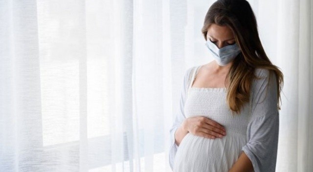 Uzman doktordan hamilelere aşı çağrısı: ‘Bir kez bile bebeğini kucağına alamadı’