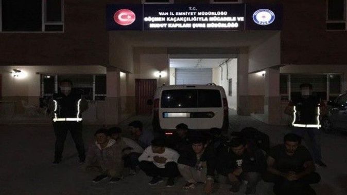 Van’da kaçakçılık operasyonu: 299 göçmen 15 organizatör yakalandı