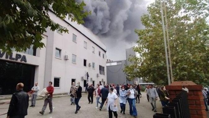 Bursa’da tekstil fabrikasında yangın!