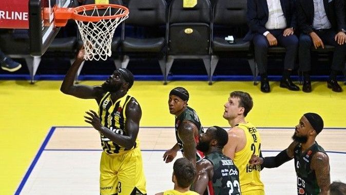 Fenerbahçe Beko, Kazan&#039;ı farklı yendi