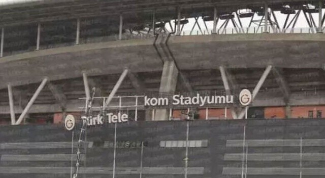 Galatasaray’da bir devir kapanıyor! Stadın yazısı söküldü