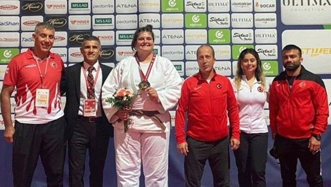 Milli judocumuz Hilal Öztürk, bronz madalya kazandı