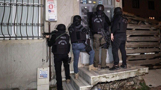 İstanbul&#039;da terör operasyonu: 9 şüpheli yakalandı