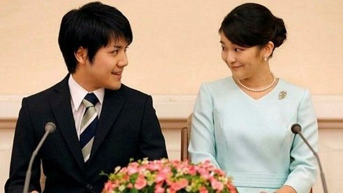 Japon Prenses Mako, erkek arkadaşı Komuro Kei ile evlendi