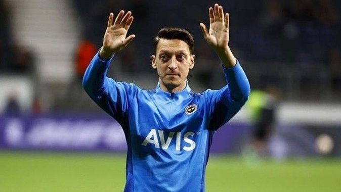 Pereira kararını verdi: Mesut Özil yeniden kulübeye