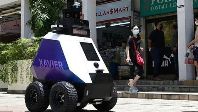 Singapur’da Robocop devri: Kurallara uymayanların korkulu rüyası olacak