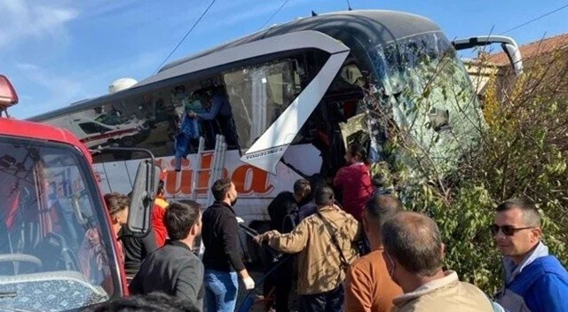 Kayseri’de yolcu otobüsü ile kamyonet çarpıştı: Ölü ve yaralılar var
