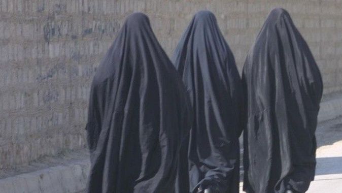 Taliban&#039;dan kadınlara dizi yasağı