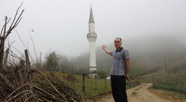 Trabzon&#039;da ilginç manzara: Minare var cami yok