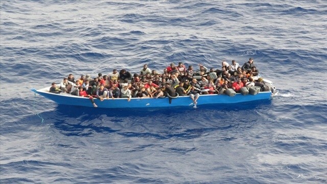 Tunus açıklarında 125 göçmen kurtarıldı