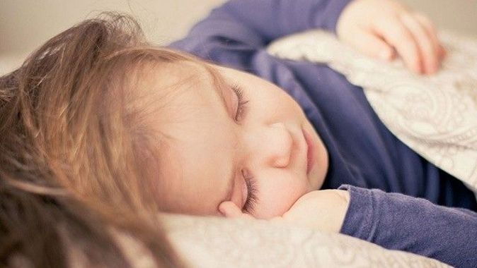 Uyku düzeni için bunlara dikkat: Bebekler rutini sever