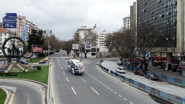 Ankara Valiliği açıkladı: Yılbaşı kutlamalarında araç trafiğine kapatılacak yollar belli oldu