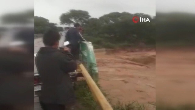 Bolivya&#039;yı sel vurdu: 8 kişi öldü