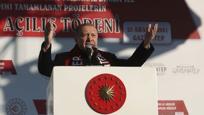 Cumhurbaşkanı Erdoğan&#039;dan kur spekülasyonları açıklaması: 1 saatte atıverdik