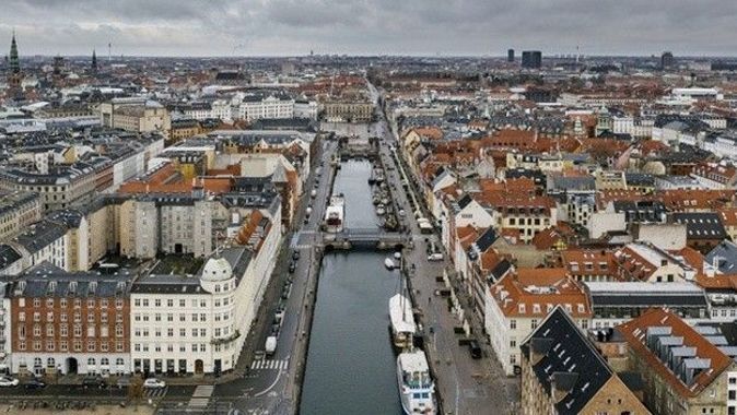 Danimarka’da Omicron varyantı vakaları iki günde üçe katlandı