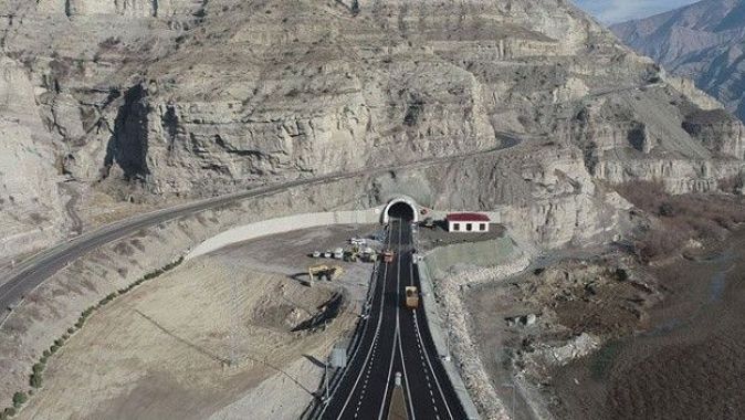 Erzurum ve Artvin’i birbirine bağlayacak: Pirinkayalar Tüneli yarın açılıyor