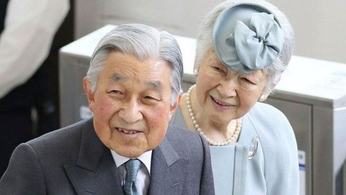 Eski Japonya İmparatoru Akihito 88 yaşına girdi