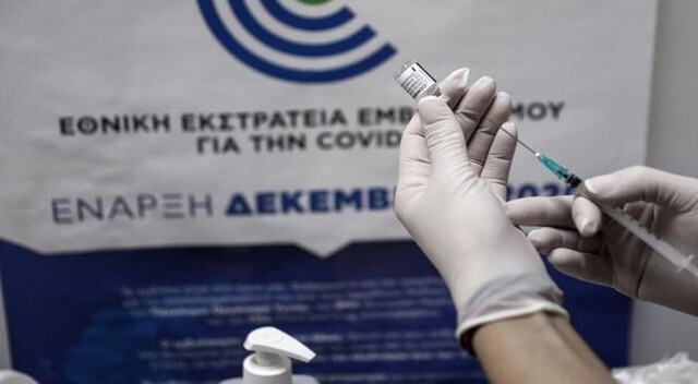 Yunanistan aşı olmayana ceza verdi, aşı sayısı 7 kat yükseldi