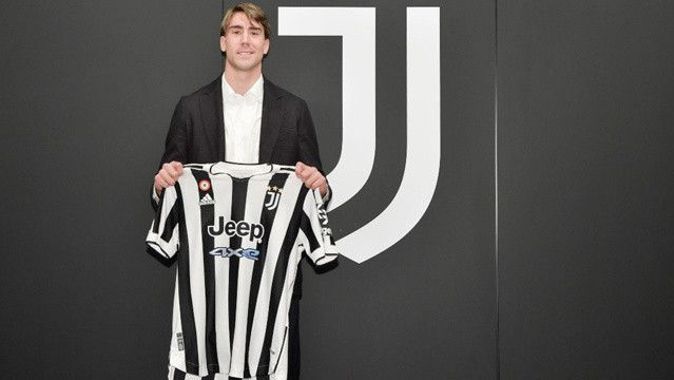 Juventus, Dusan Vlahovic&#039;i transferini duyurdu