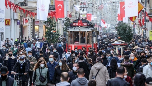 Koronavirüste son durum belli oldu: &#039;Günlük vaka sayısının yarısı istanbul’da&#039;