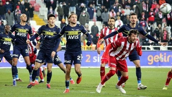 Sivasspor - Fenerbahçe maç sonucu: 1-1