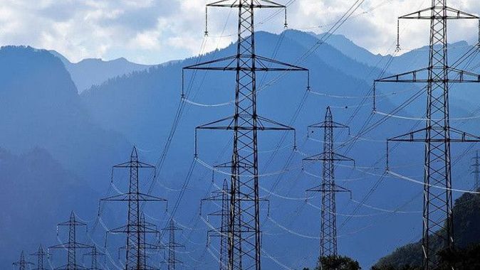 AB Komisyonu: Ukrayna ve Moldova Avrupa elektrik şebekesine bağlanacak