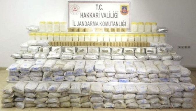 Bakan Soylu: Hakkari&#039;de 250 kg uyuşturucu ele geçirildi