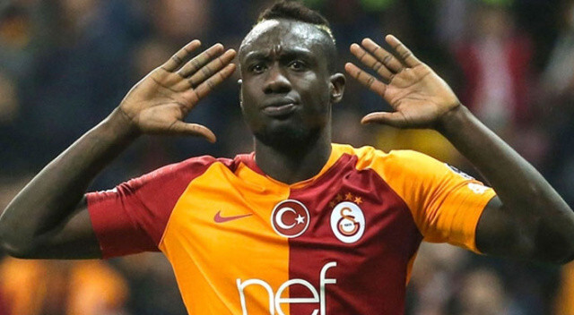 Galatasaray sözleşmesini feshetmişti! Mbaye Diagne spor ayakkabı dükkanı açtı