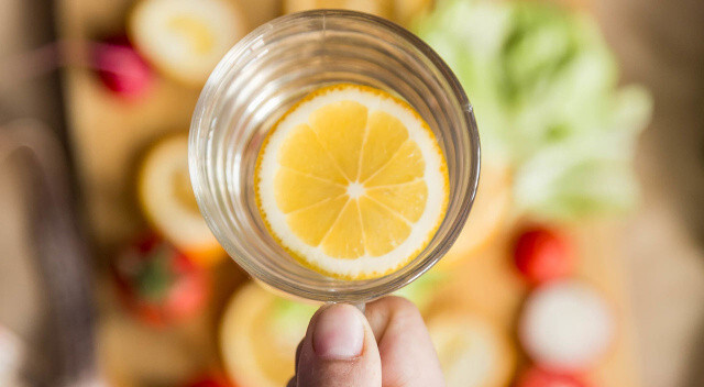 Limonlu su içmenin vücuda etkisi inanılmaz!