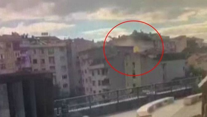 Üsküdar&#039;da binada yaşanan patlama anı güvenlik kamerasına yansıdı