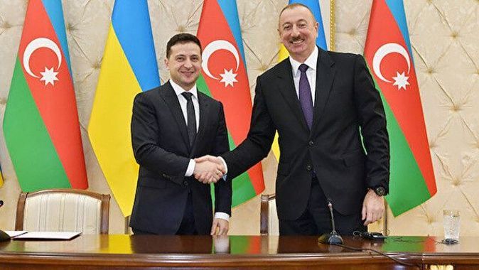 Aliyev&#039;den Zelenskiy&#039;e yakıt desteği sözü