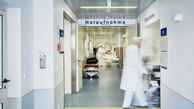 Almanya’daki bir klinikten tepki çeken &#039;Rus hasta&#039; kararı