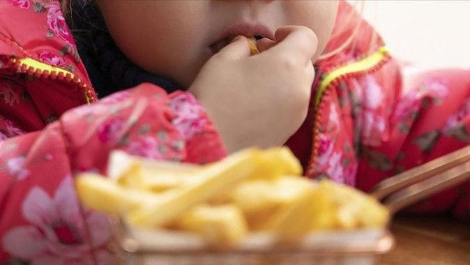 Çocuğunuz obezite yüzünden diyabet ve tansiyon hastası olabilir