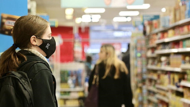 İngiltere&#039;deki marketlerde Rus ürünlerine boykot