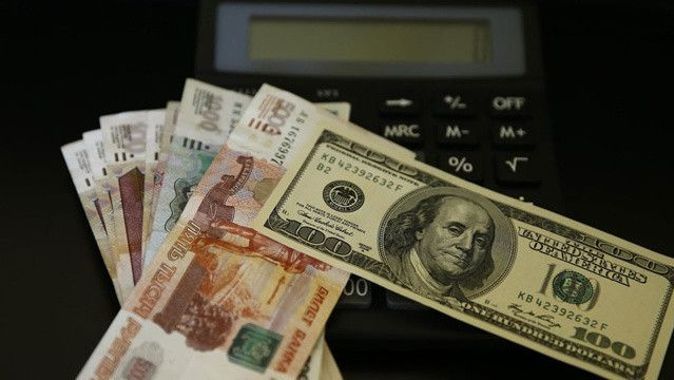 Rusya’dan yaptırım önlemi: Dolar çıkışına kota