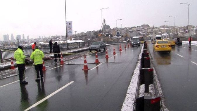 Unkapanı Köprüsü yeniden trafiğe açıldı