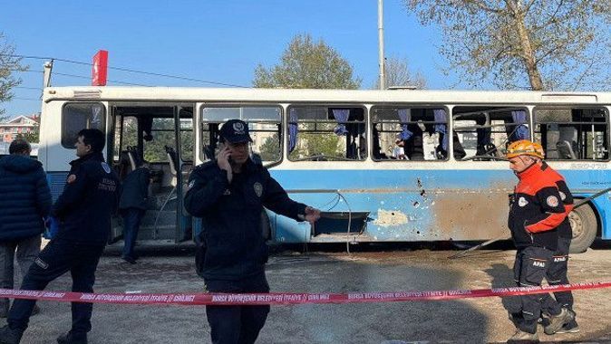 Bursa&#039;da infaz koruma memurlarını taşıyan otobüste patlama