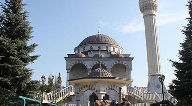 Erdoğan istedi Rusya yerine getirdi! Mariupol&#039;de camide mahsur kalanlara tahliye