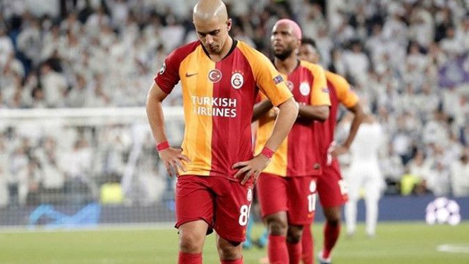 Galatasaray&#039;da 3 isimle yollar ayrılacak