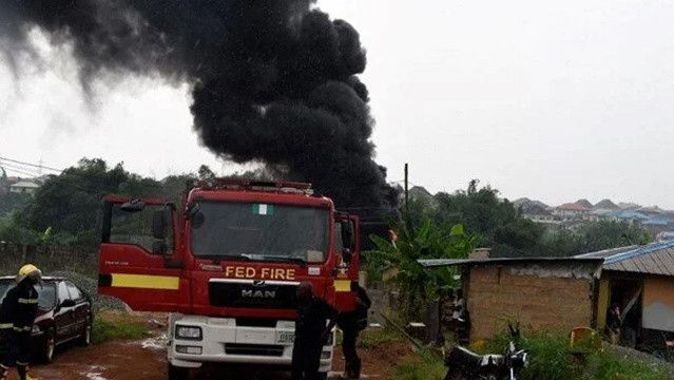 Petrol rafinerisinde patlama: Nijerya’da can pazarı 100 kişi öldü
