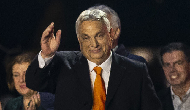 Seçimde zafer Başbakan Orban&#039;ın