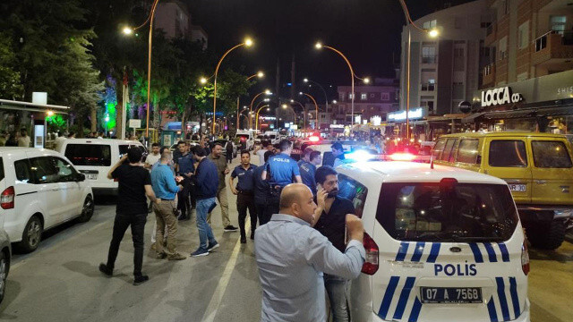Antalya&#039;da silahlı sopalı kavga: Yaralılar var