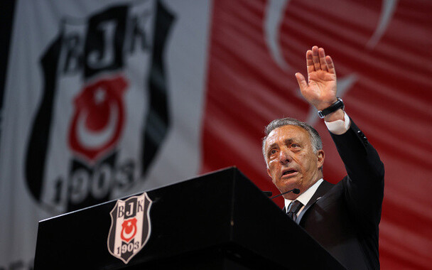 Beşiktaş&#039;ta Ahmet Nur Çebi yeniden başkan