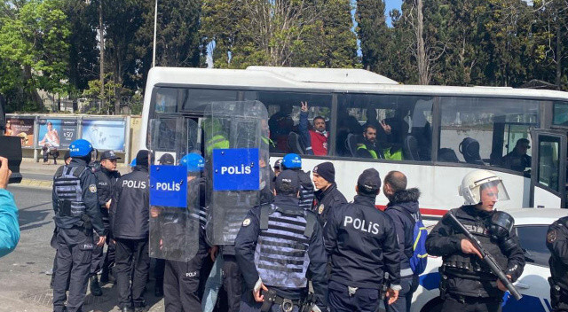 İstanbul&#039;da izinsiz 1 Mayıs kutlamalarına müdahale: 164 gözaltı