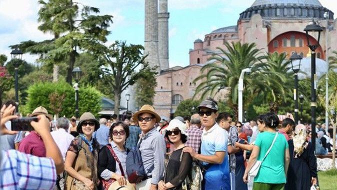 İstanbul mart ayında 1 milyon turisti ağırladı